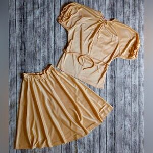 Vintage 26" Carole King IGLWU silky polyester peachy cream colored blouse &